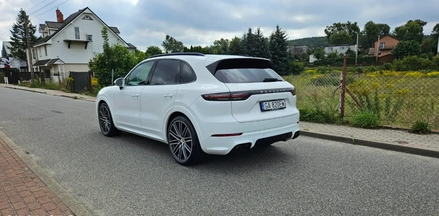 Porsche Cayenne cena 269000 przebieg: 107000, rok produkcji 2019 z Gdynia małe 79